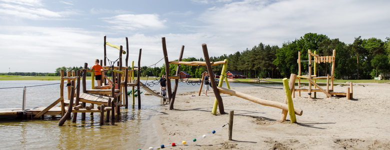 rcn-de-flaasbloem-chaam-brabant-recreatiemeer